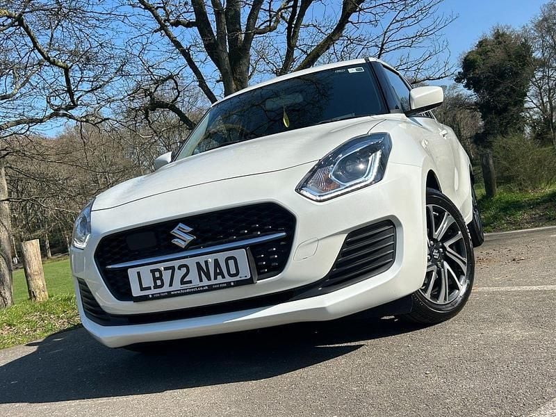 Used Suzuki Swift SZ-L 83 HP (61 kW) 2023 White Hatchback
