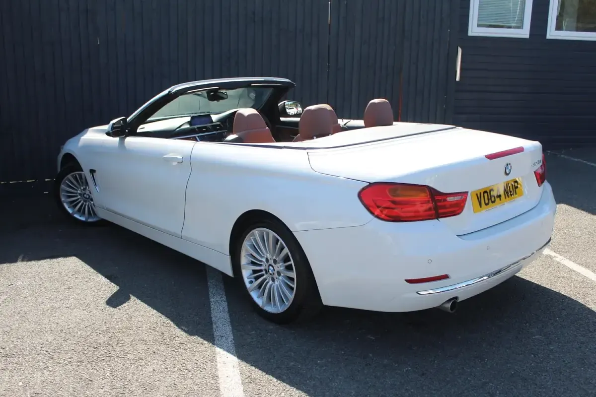 Used BMW 420 Luxury Line 2014 White Cabriolet