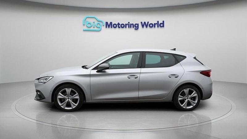 Used Seat Leon FR 130 HP (95 kW) 2022 Silver Hatchback