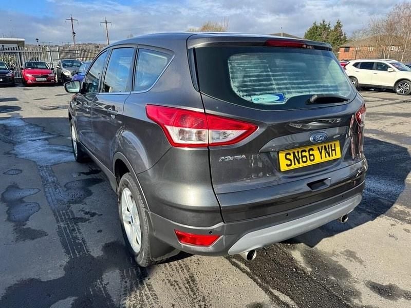 Used Ford Kuga Zetec 150 HP (110 kW) 2016 Grey SUV