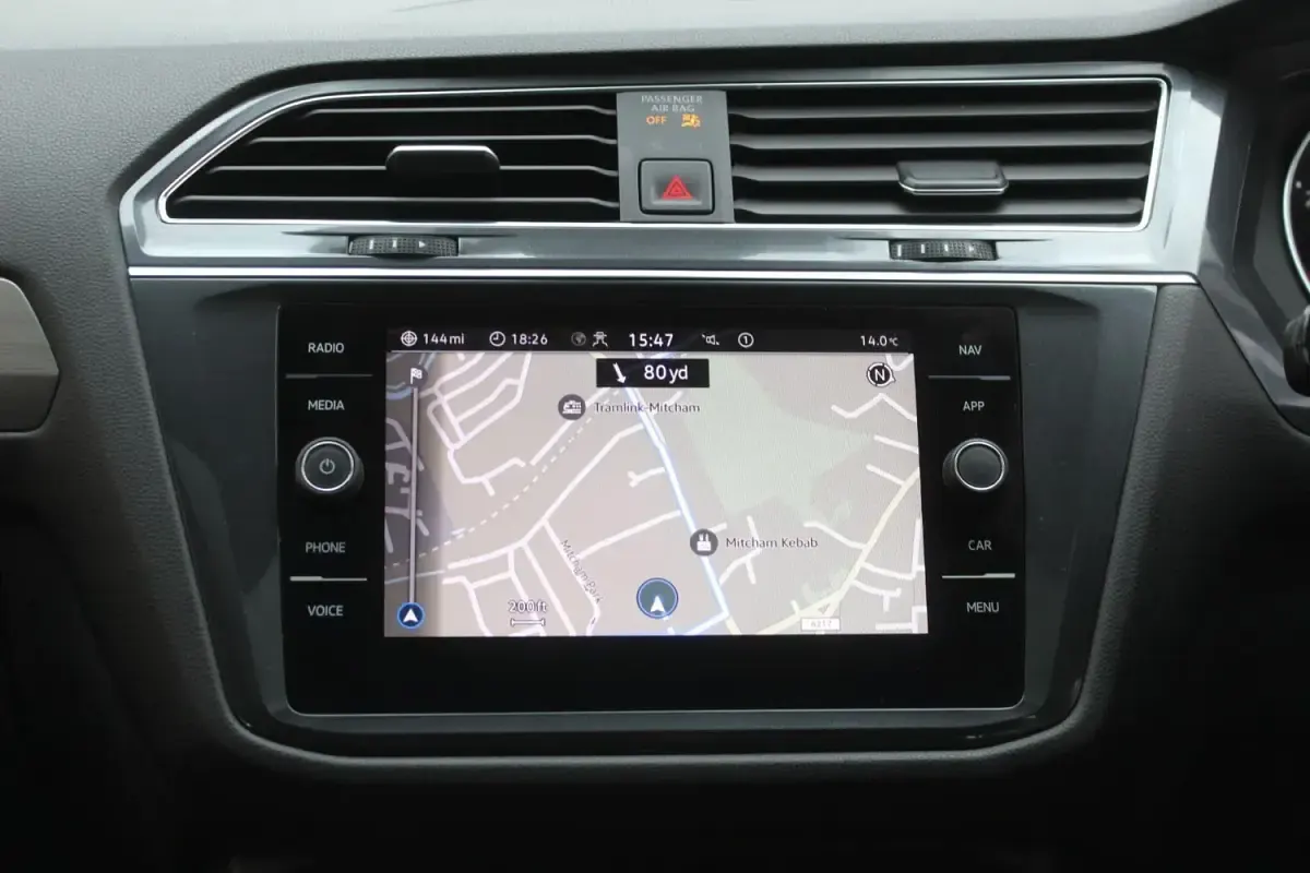 Usado VW Tiguan Allspace Match 150 HP (110 kW) 2021 Cinzento SUV