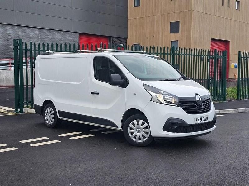 Used Renault Trafic Business 2019 White MPV