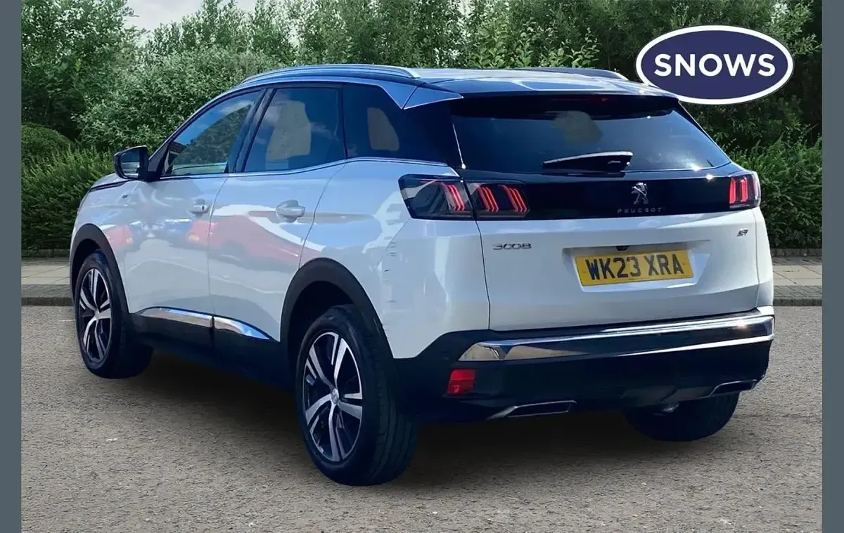 Used Peugeot 3008 GT 131 HP (96 kW) 2023 White SUV