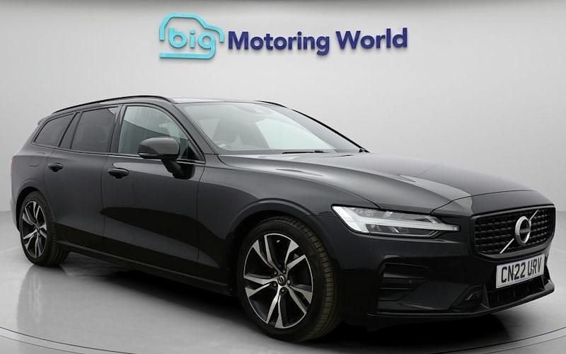 Used Volvo V60 R-Design 163 HP (119 kW) 2021 Estate