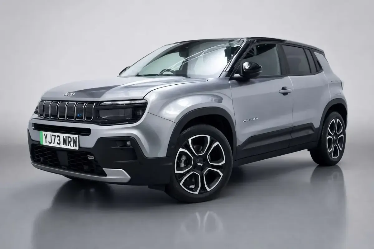 Used Jeep Avenger EV 114 kW (156 HP) 2023 Black SUV