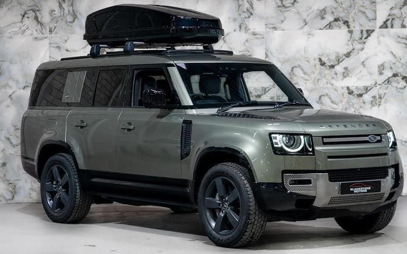 Used Land Rover Defender HSE 300 HP (220 kW) 2024 Green SUV