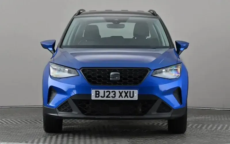 Used Seat Arona SE Technology 110 HP (80 kW) 2023 Blue SUV