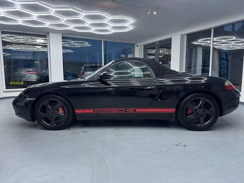 Usado Porsche Boxster 250 HP (183 kW) 2001 Preto Cabrios