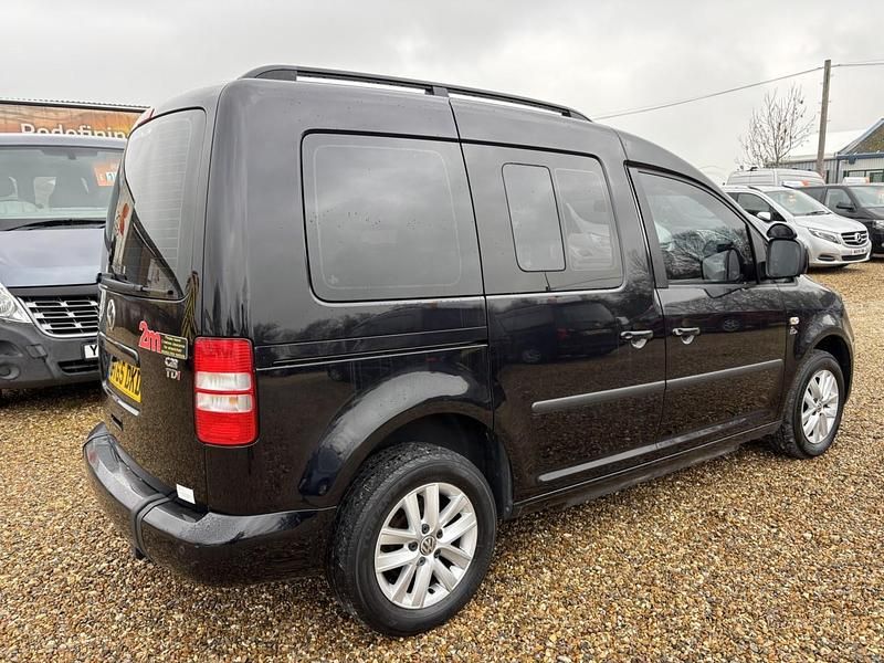 Używany VW Caddy Life 2016 Czarny Minivan