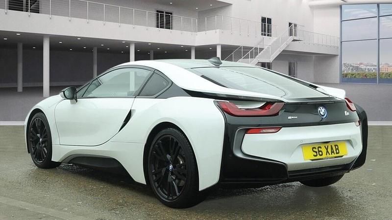 Used BMW i8 2018 White Coupe