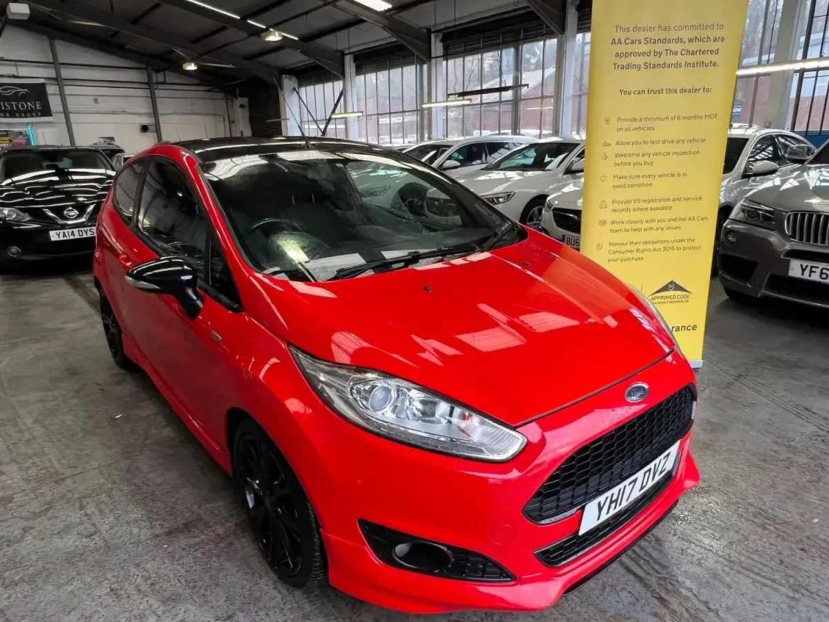 Used Ford Fiesta ST-Line 140 HP (102 kW) 2017 Red Hatchback