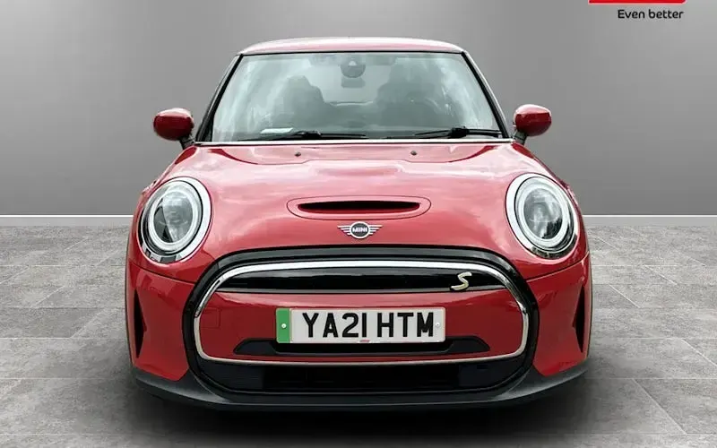 Used Mini Cooper Level 2 135 kW (184 HP) 2023 Hatchback