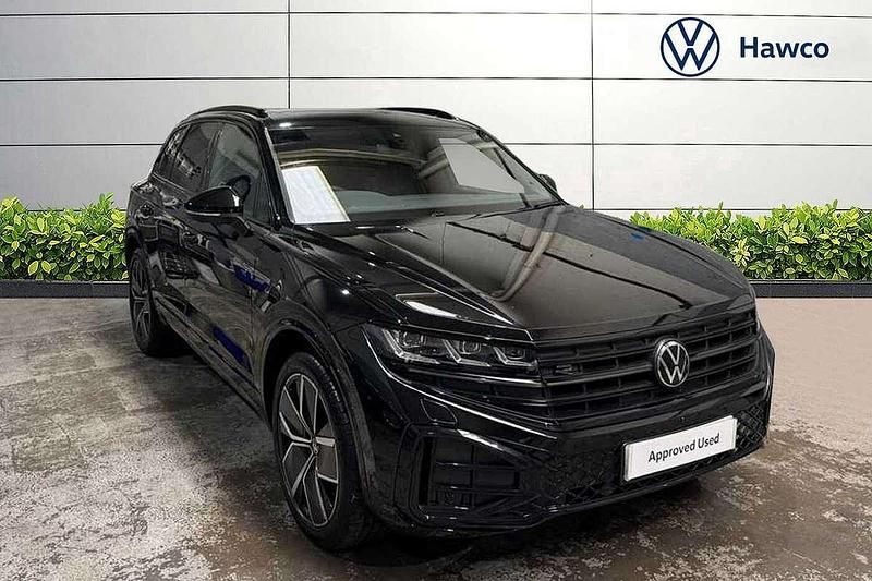 Black Used 2025 VW Touareg Black Edition SUV | £54,995 (A bit pricey) - Image 1/4
