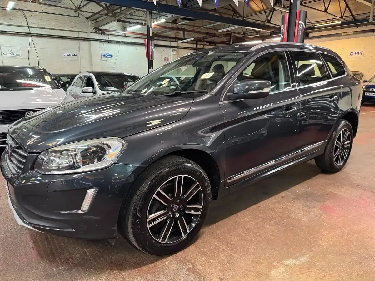Used Volvo XC60 SE Lux 2016 Grey SUV
