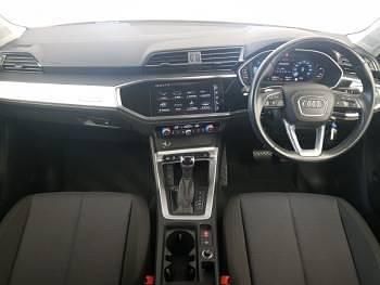 Second-hand Audi Q3 Design 150 CP (110 kW) 2021 Alb SUV