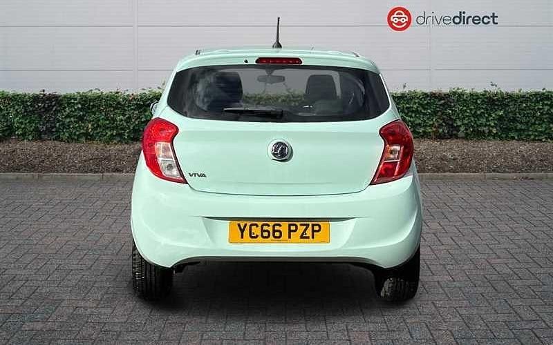 Used Vauxhall Viva 75 HP (55 kW) 2016 Green Hatchback