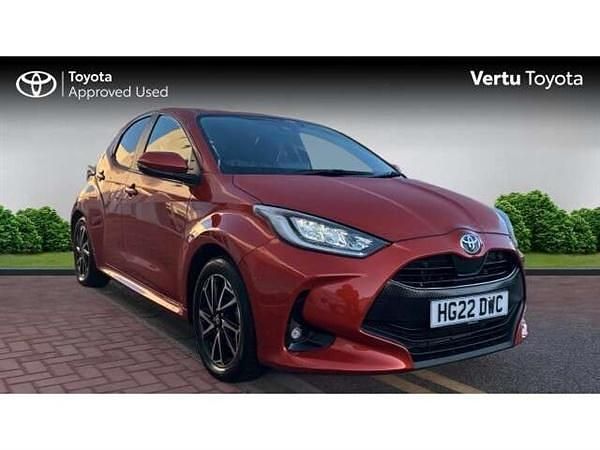 Used 2022 Toyota Yaris Design Hatchback | £16,249 (Fair price) - Image 1/4