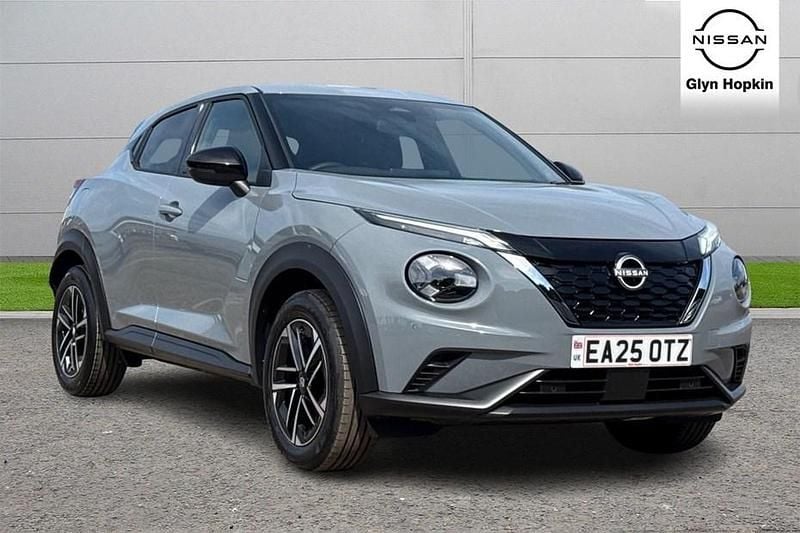 Grey New 2025 Nissan Juke N-Connecta SUV | £22,382 (Good price) - Image 1/1