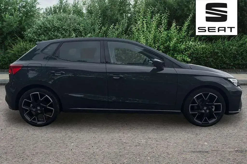 New Seat Ibiza FR Sport 115 HP (84 kW) 2026 Fiord blue Hatchback