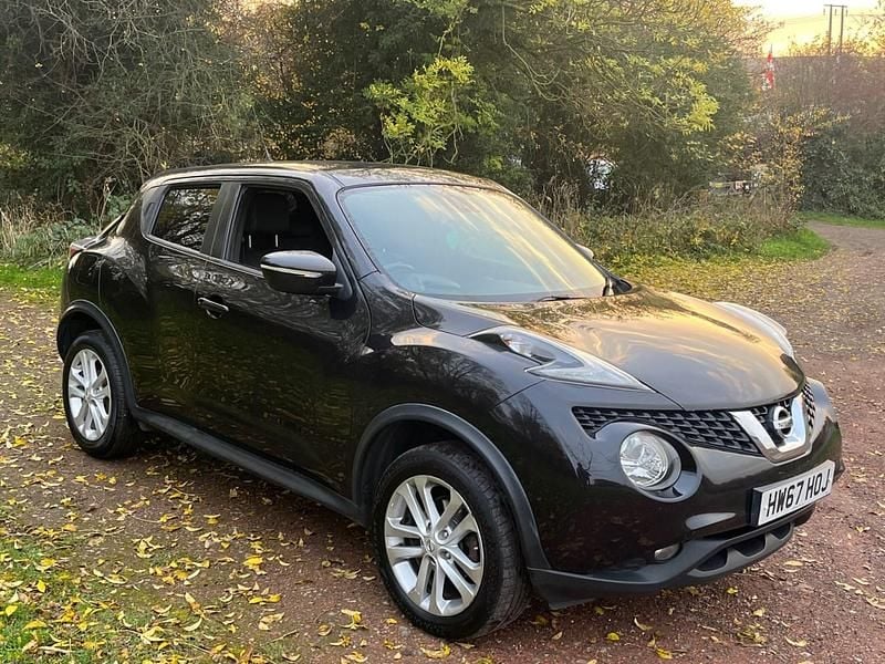 Black Used 2017 Nissan Juke N-Connecta SUV | £3,995 (Good price) - Image 1/4