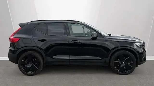 Used Volvo XC40 Ultra 161 HP (118 kW) 2025 SUV