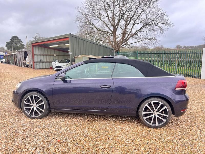 Used VW Golf Cabriolet GT 140 HP (102 kW) 2012 Mauve/purple Cabriolet