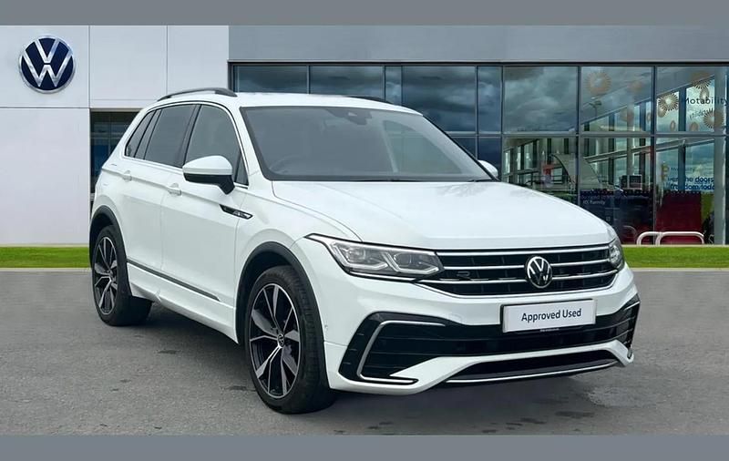 Used VW Tiguan R-line 150 HP (110 kW) 2023 White SUV