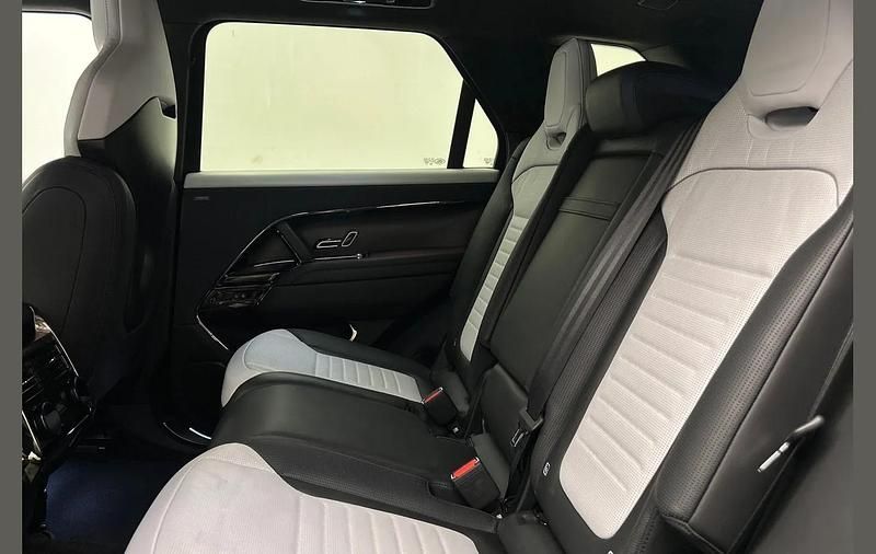 Used Land Rover Range Rover Sport 625 HP (459 kW) 2024 Black SUV
