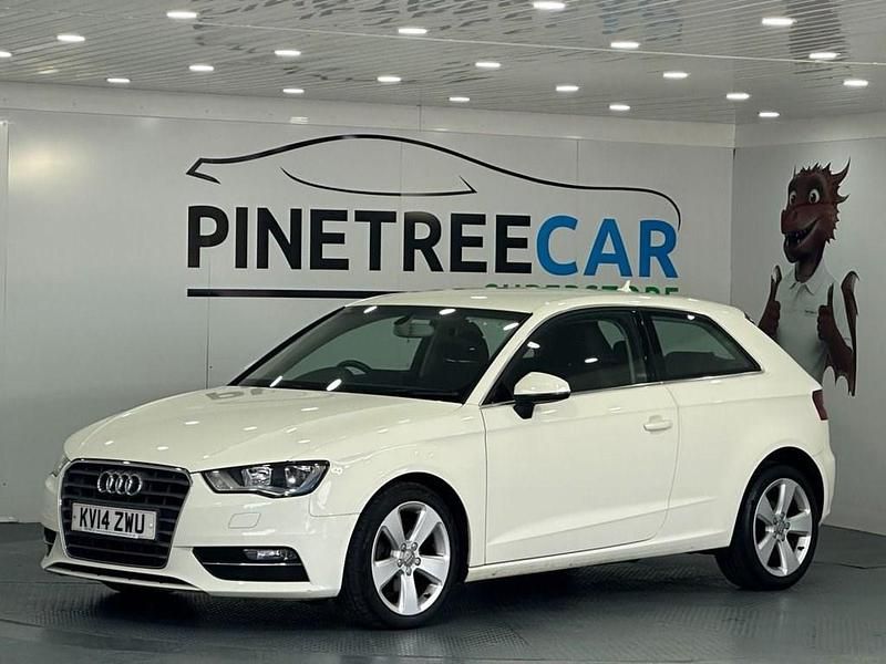Used Audi A3 Sport 110 HP (80 kW) 2014 White Hatchback