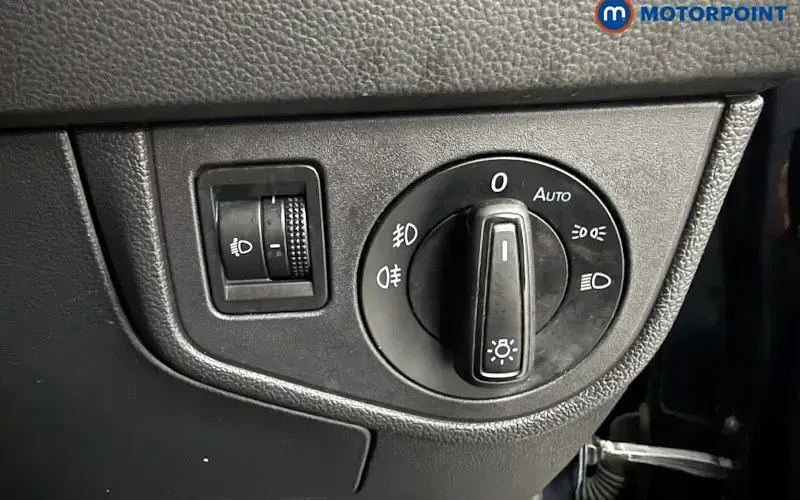 Used VW Taigo Life 95 HP (69 kW) 2023 Black SUV