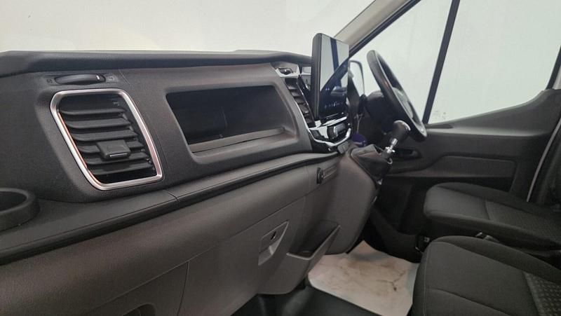 Usado Ford Transit Trend 130 CV (95 kW) 2024 Blanco Van