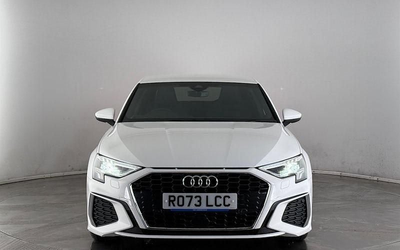 Usado Audi A3 S-Line 150 CV (110 kW) 2024 Berlina