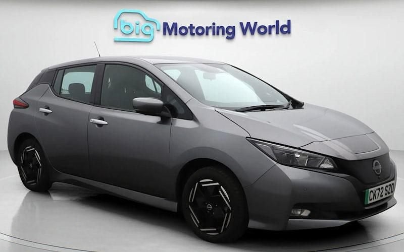 Used 2025 Nissan Leaf Acenta Hatchback | £10,618 (Good price) - Image 1/4