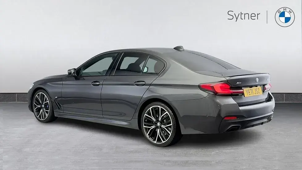 Used BMW 530 M Sport 282 HP (207 kW) 2021 Grey