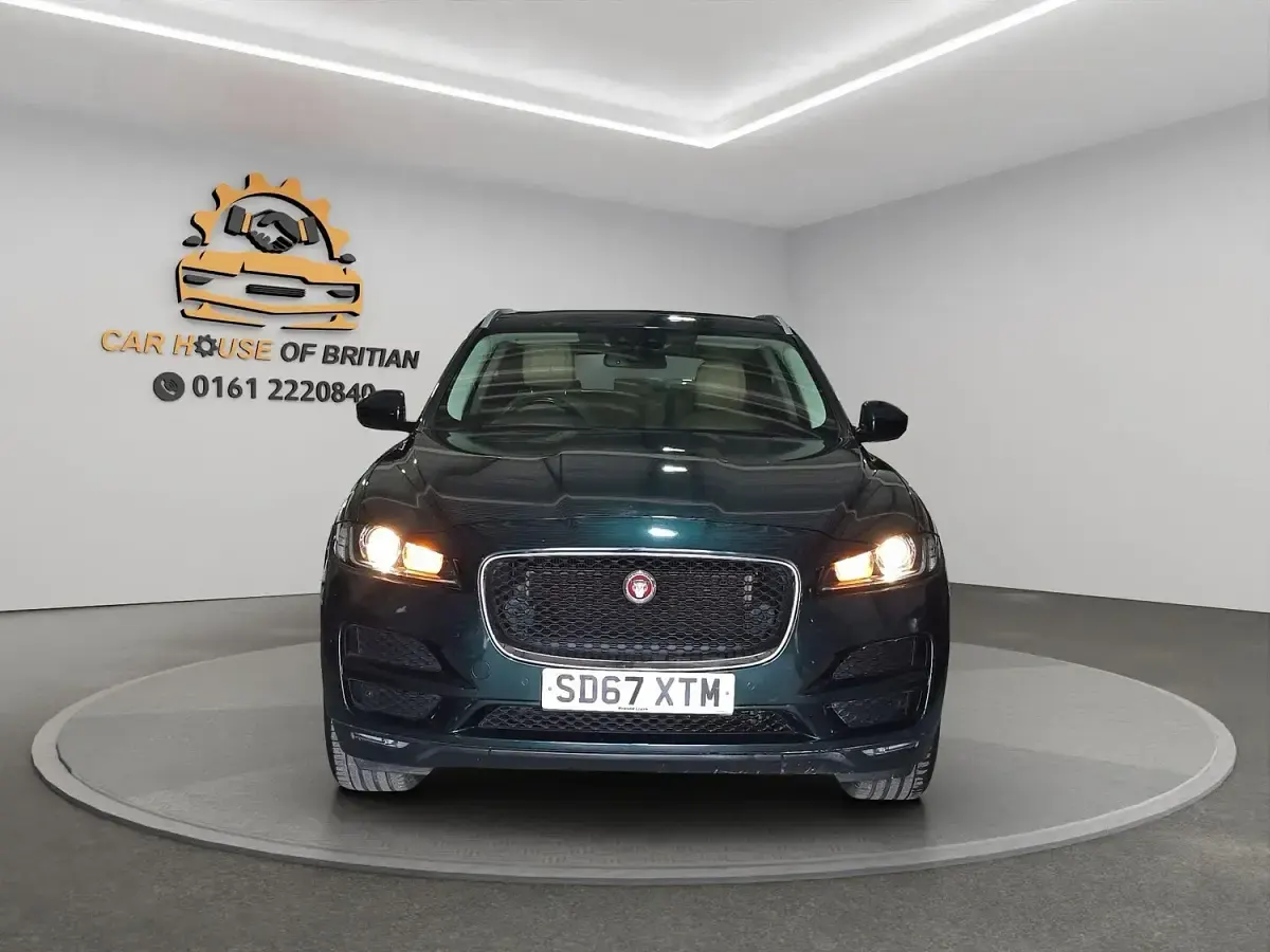 Used Jaguar F-Pace Prestige 180 HP (132 kW) 2017 Green SUV