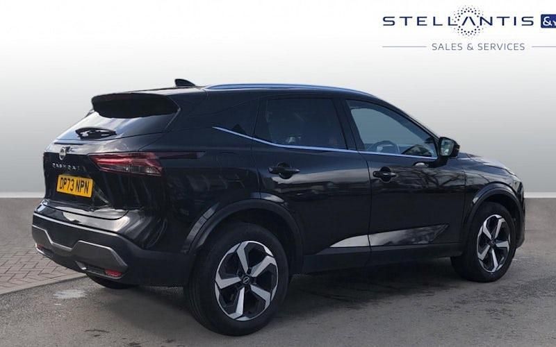 Used Nissan Qashqai N-Connecta 140 HP (102 kW) 2023 Black SUV
