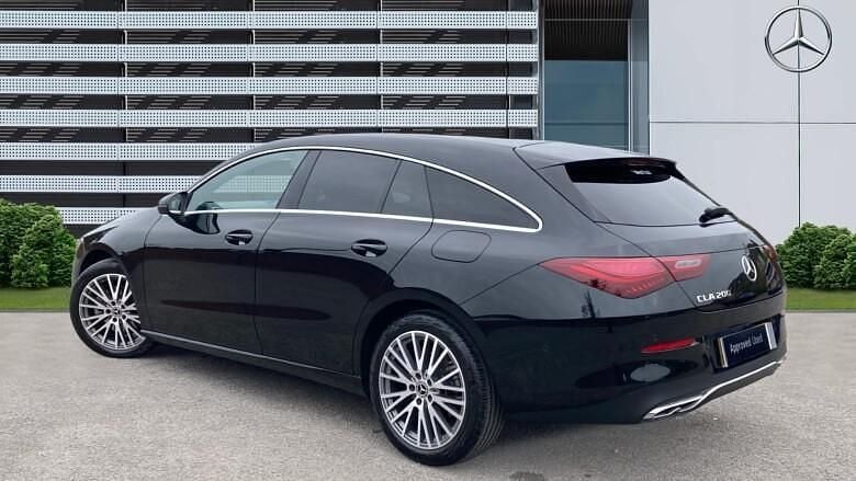 Used Mercedes CLA200 Executive 163 HP (119 kW) 2025 Estate