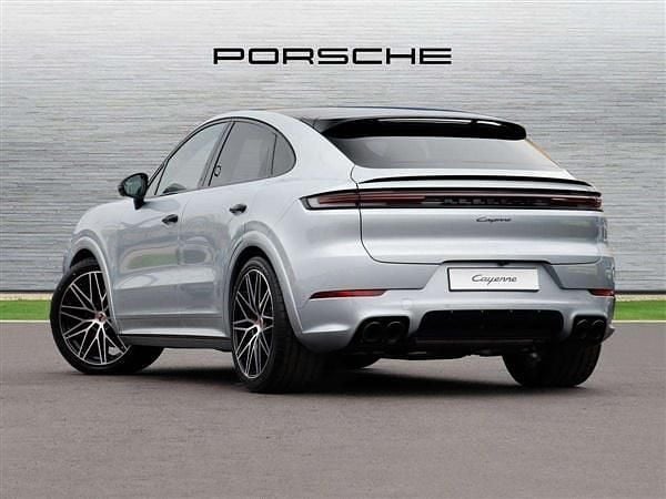 Used Porsche Cayenne 349 HP (256 kW) 2025 Silver SUV