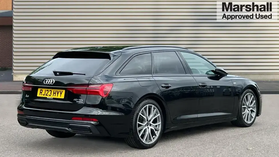 Usado Audi A6 Black Edition 204 CV (150 kW) 2023 Negro Familiar