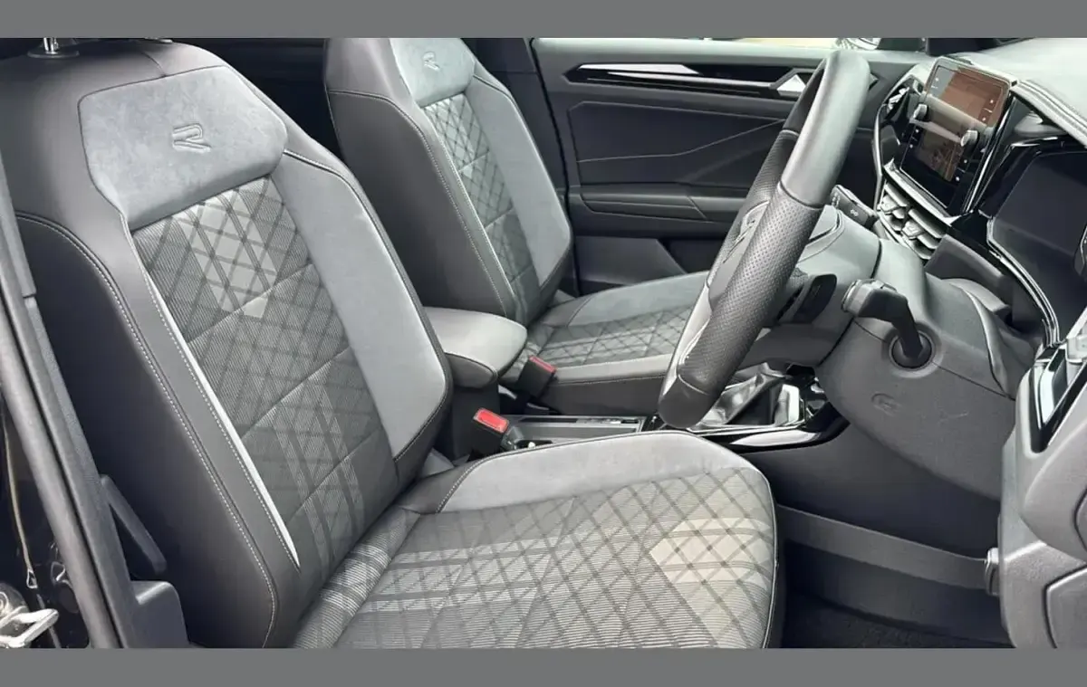 Used VW T-Roc Black Edition 150 HP (110 kW) 2025 Black SUV