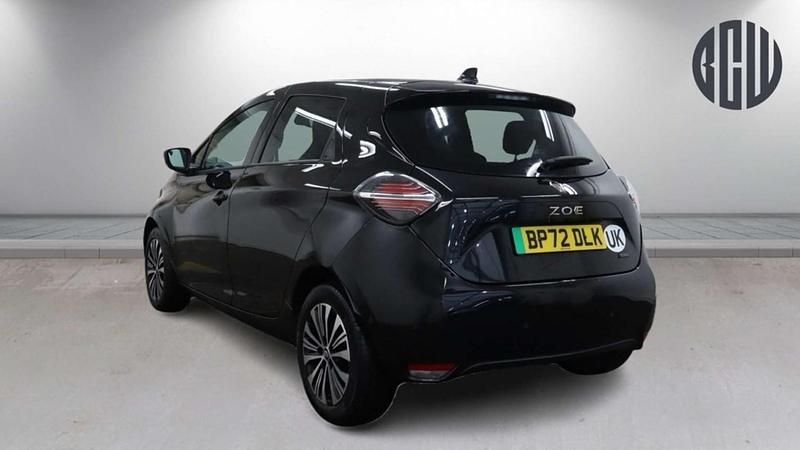 Used Renault Zoe Techno 100 kW (136 HP) 2022 Black Hatchback