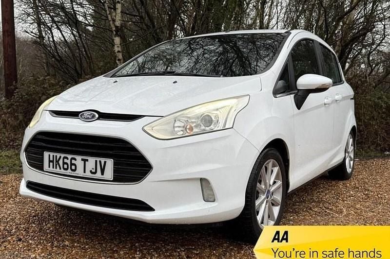 Used Ford B-MAX Titanium 95 HP (69 kW) 2016 White MPV