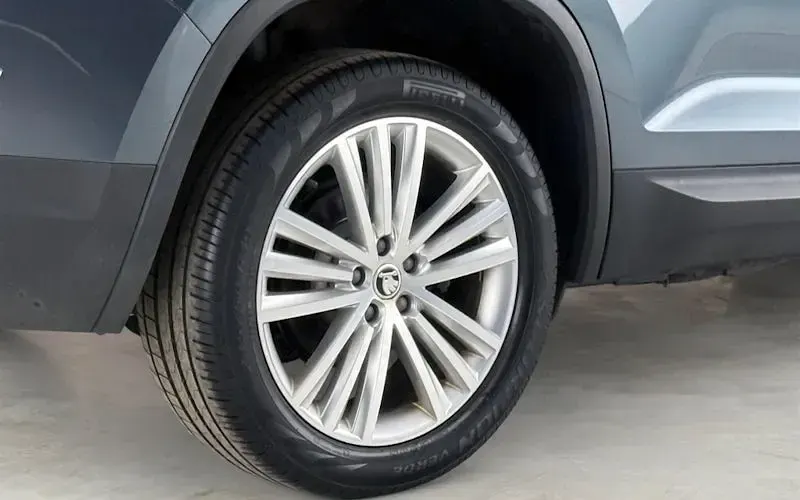 Usado Skoda Kodiaq SE L 190 CV (139 kW) 2021 Gris SUV