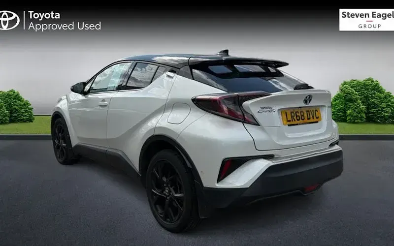 Used Toyota C-HR 122 HP (89 kW) 2018 White SUV