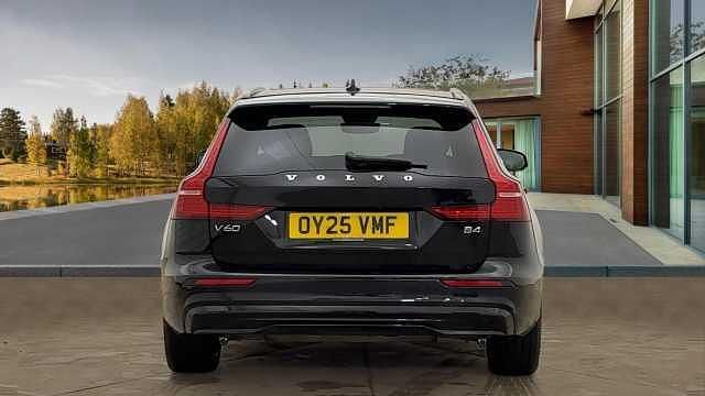 Used Volvo V60 Ultra 194 HP (142 kW) 2025 Estate