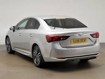 Used Toyota Avensis Design 147 HP (108 kW) 2018 Silver Sedan