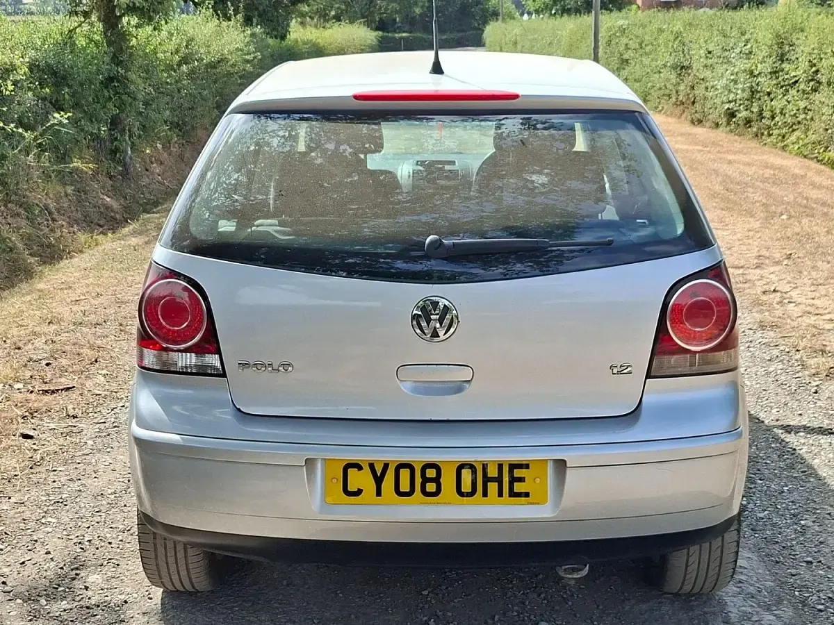 Used VW Polo Match 69 HP (50 kW) 2008 Silver Hatchback