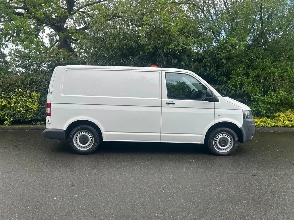 Usado VW Transporter 102 HP (75 kW) 2011 Branco Van