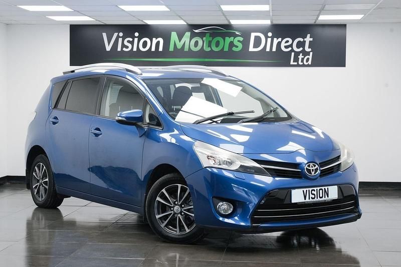 Blue Used 2013 Toyota Verso Multidrive S MPV | £7,480 (Fair price) - Image 1/3