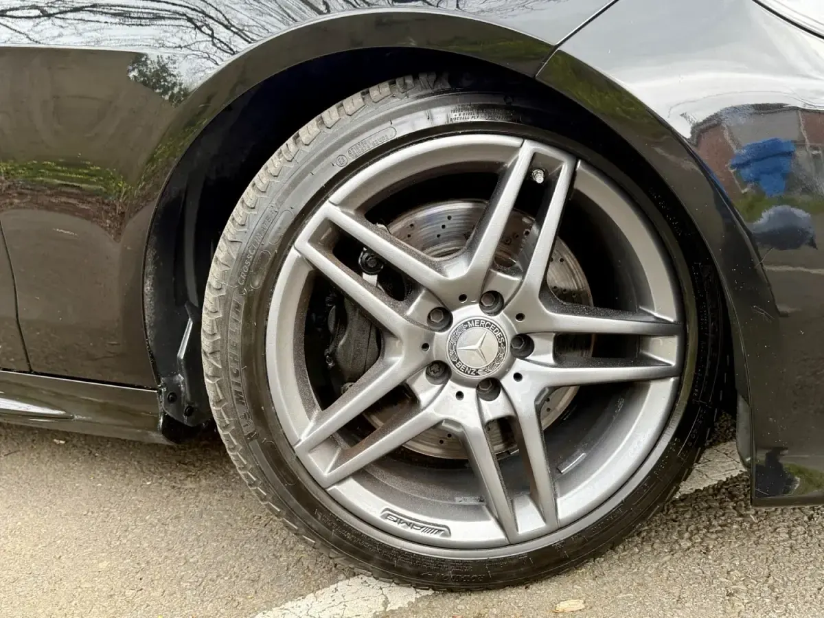 Begagnad Mercedes E350 Premium 256 HK (188 kW) 2016 Svart Kombi